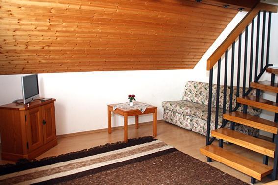 Hotel Bayerischer Hof Rehlings Weißensberg Habitación foto